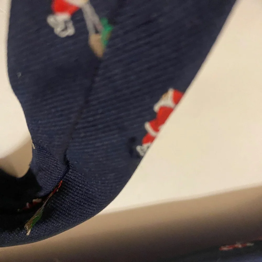 Halls Kansas City Mens‎ Navy Blue Santa Christmas Tree Musical Necktie Novelty